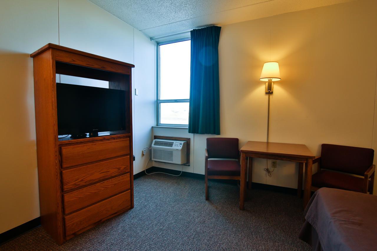 Devils Lake Great American Inn & Suites מראה חיצוני תמונה