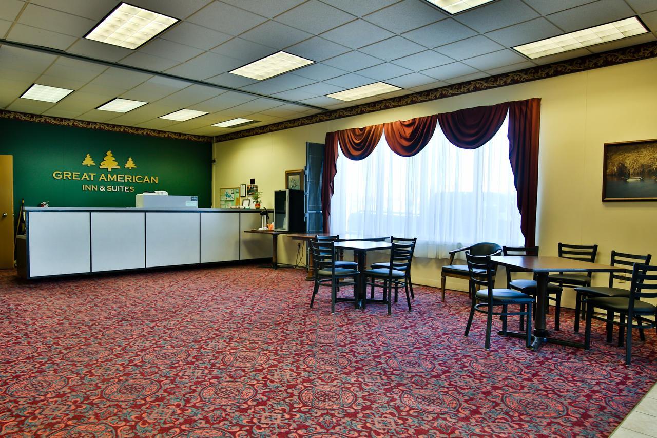 Devils Lake Great American Inn & Suites מראה חיצוני תמונה